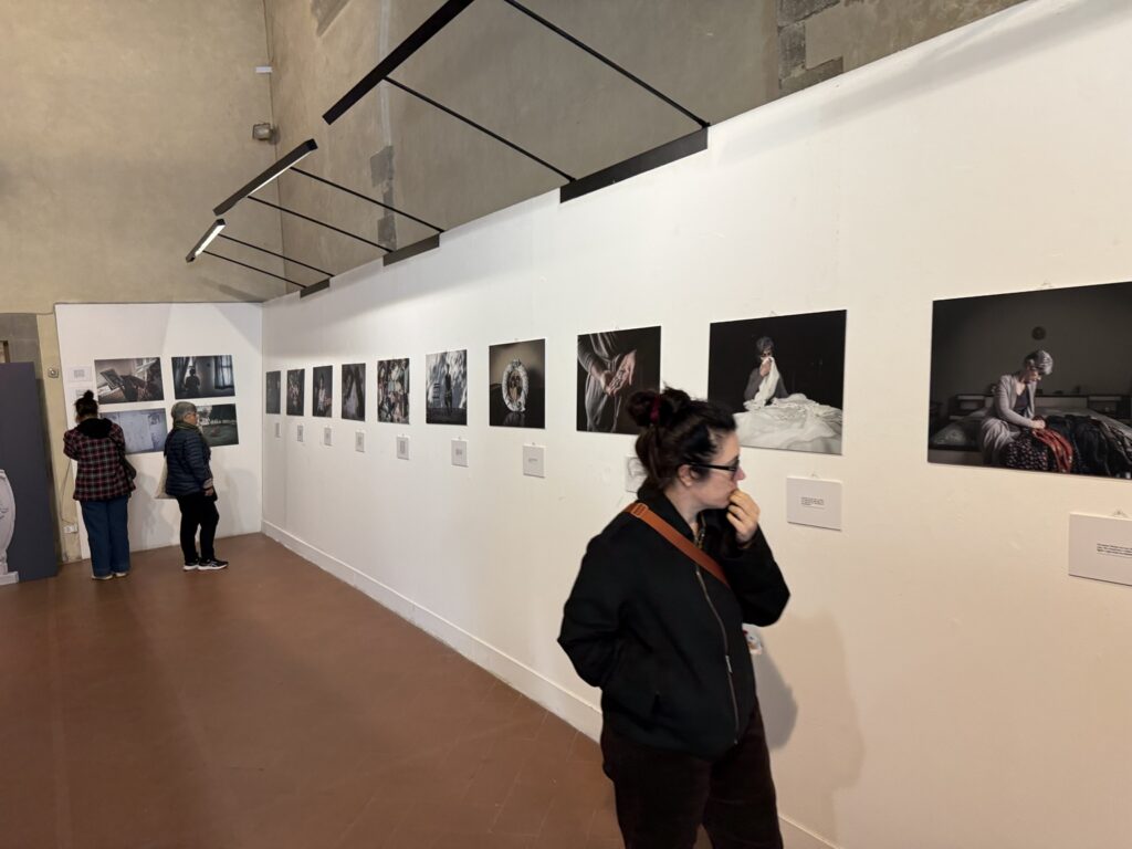 Le fotografie della mostra Le conseguenze nelle Sale Affrescate